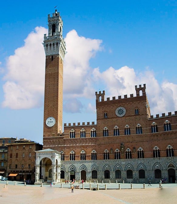 Siena city centre square, and main building